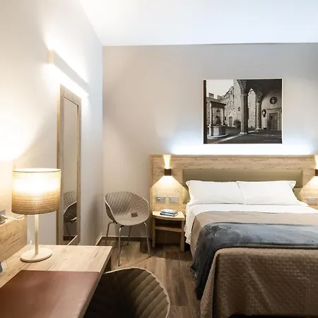 Governo Dei Nove Готель типу 