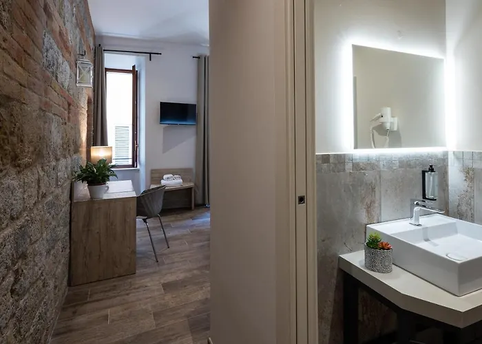 Governo Dei Nove 4* Siena