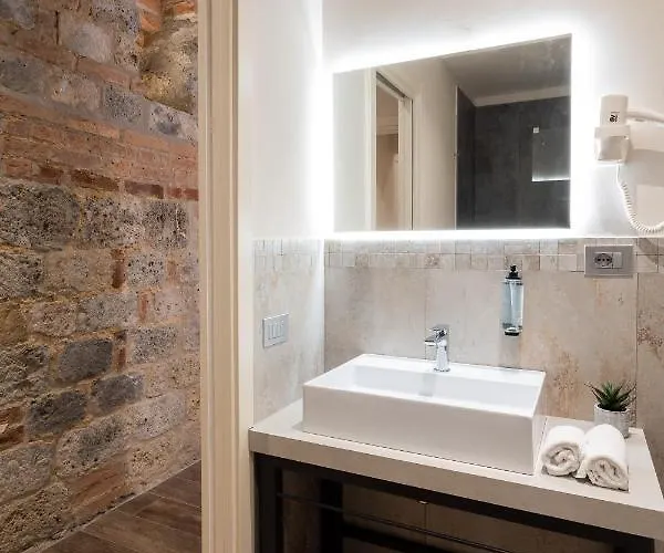 Bed & Breakfast Governo Dei Nove 4*